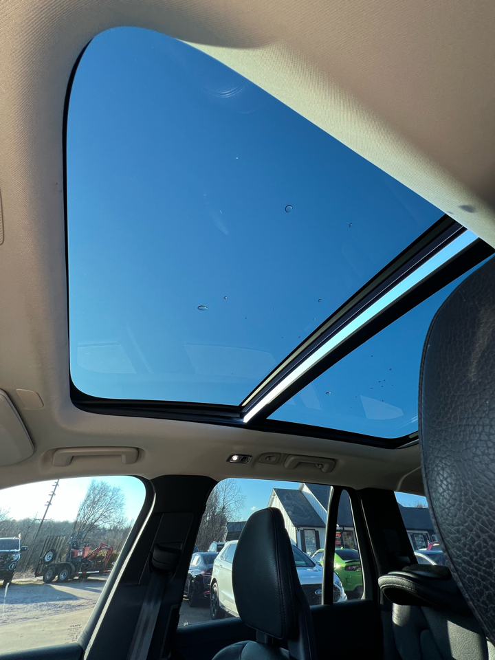 Volvo XC90 T5 AWD 5-Passenger Momentum *Ltd Avail* 2018