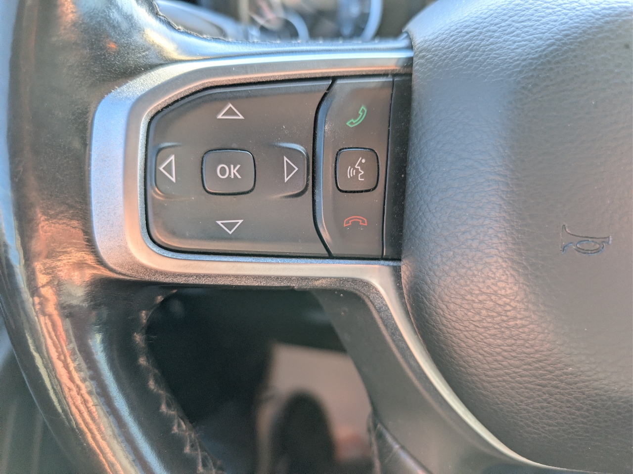 RAM 1500 Big Horn/Lone Star 4x4 Crew Cab 5'7" Box 2019