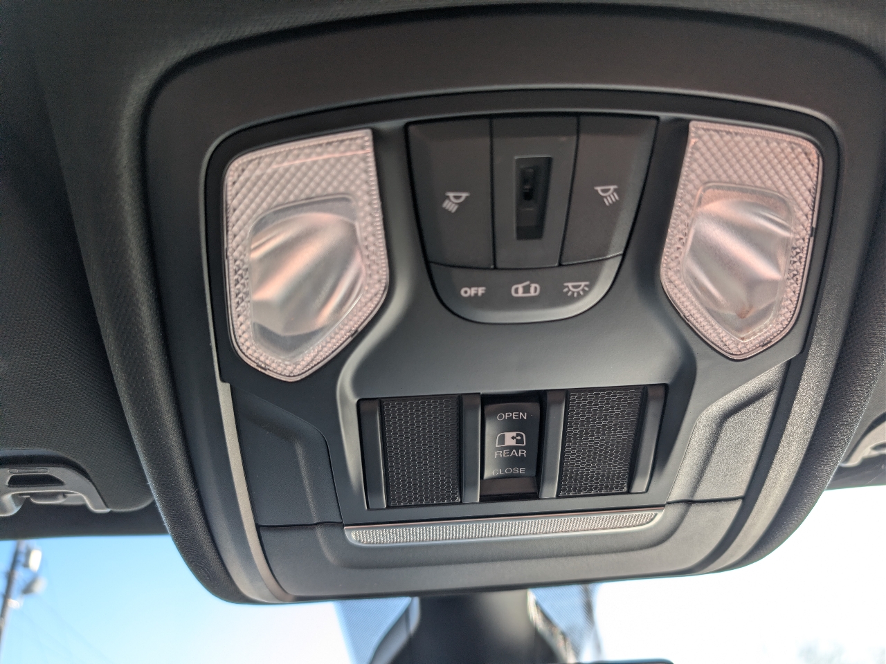 RAM 1500 Big Horn/Lone Star 4x4 Crew Cab 5'7" Box 2019