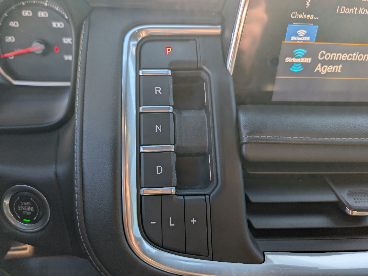 Chevrolet Suburban 4WD 4dr Z71 2021