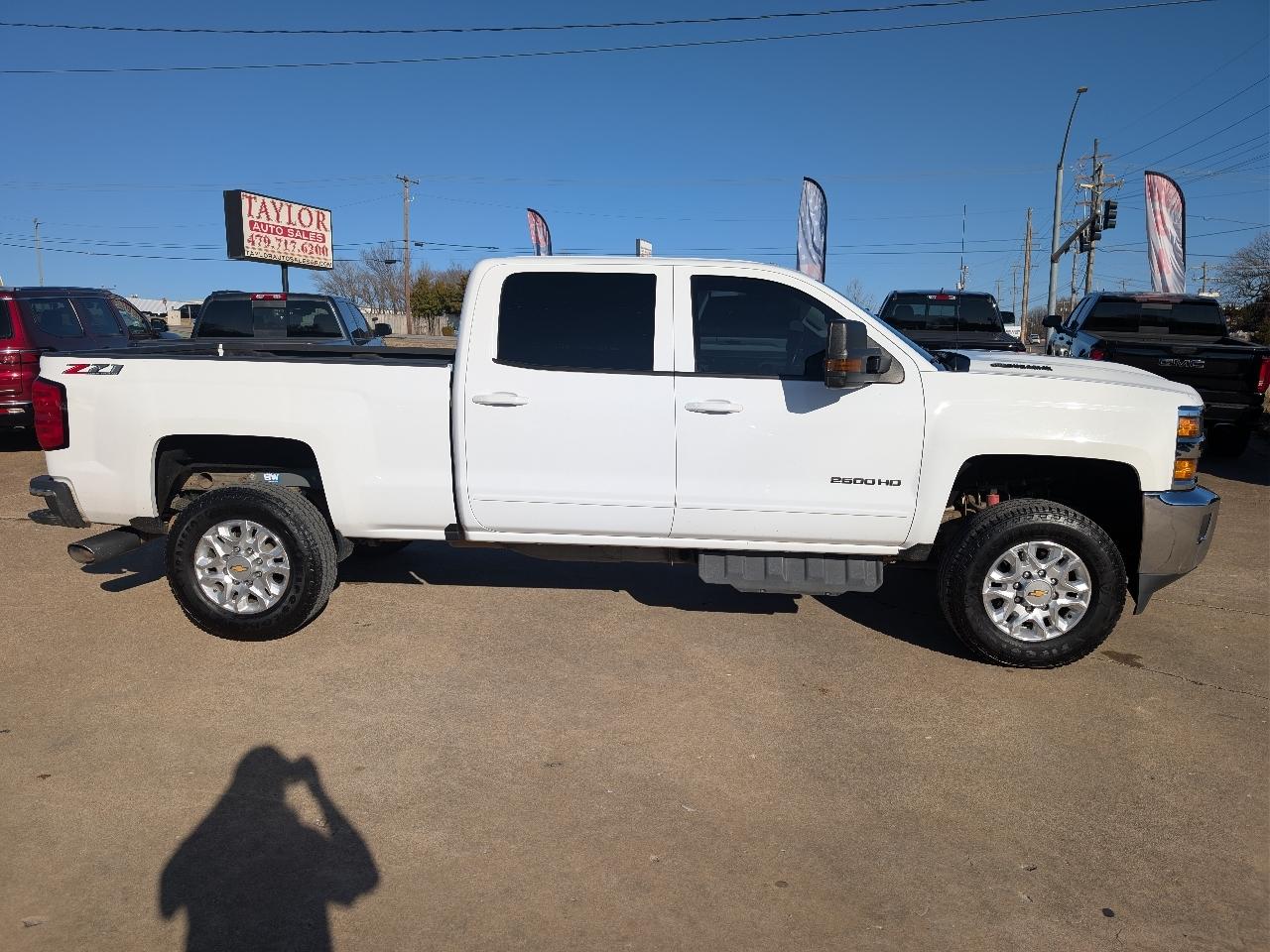 Chevrolet Silverado 2500HD 4WD Crew Cab 153.7" LT 2019