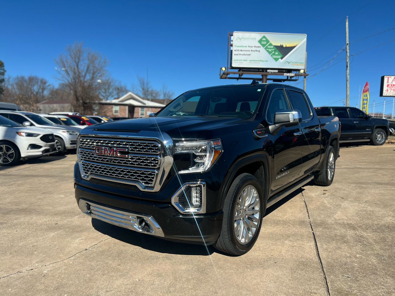 GMC Sierra 1500 4WD Crew Cab 147" Denali 2019