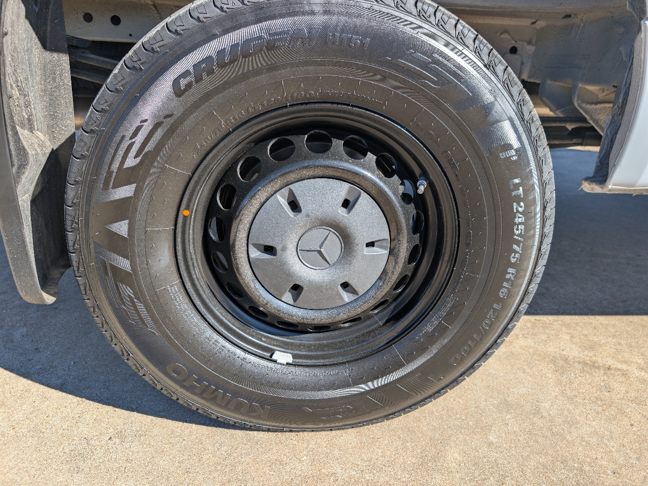 Mercedes-Benz Sprinter Passenger Van 2500 Standard Roof I4 Diesel HO 144" AWD 2026