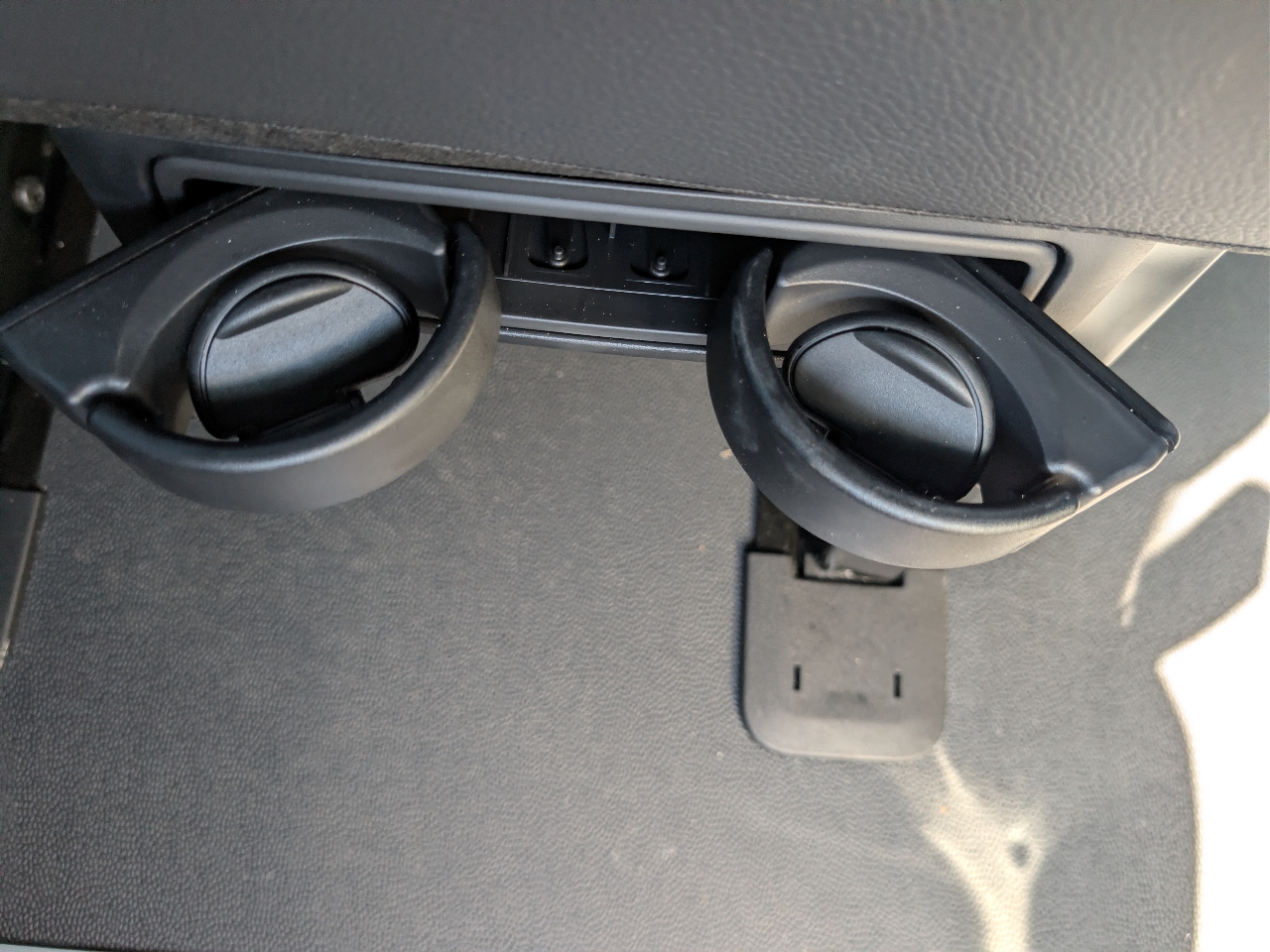 Mercedes-Benz Sprinter Passenger Van 2500 Standard Roof I4 Diesel HO 144" AWD 2026