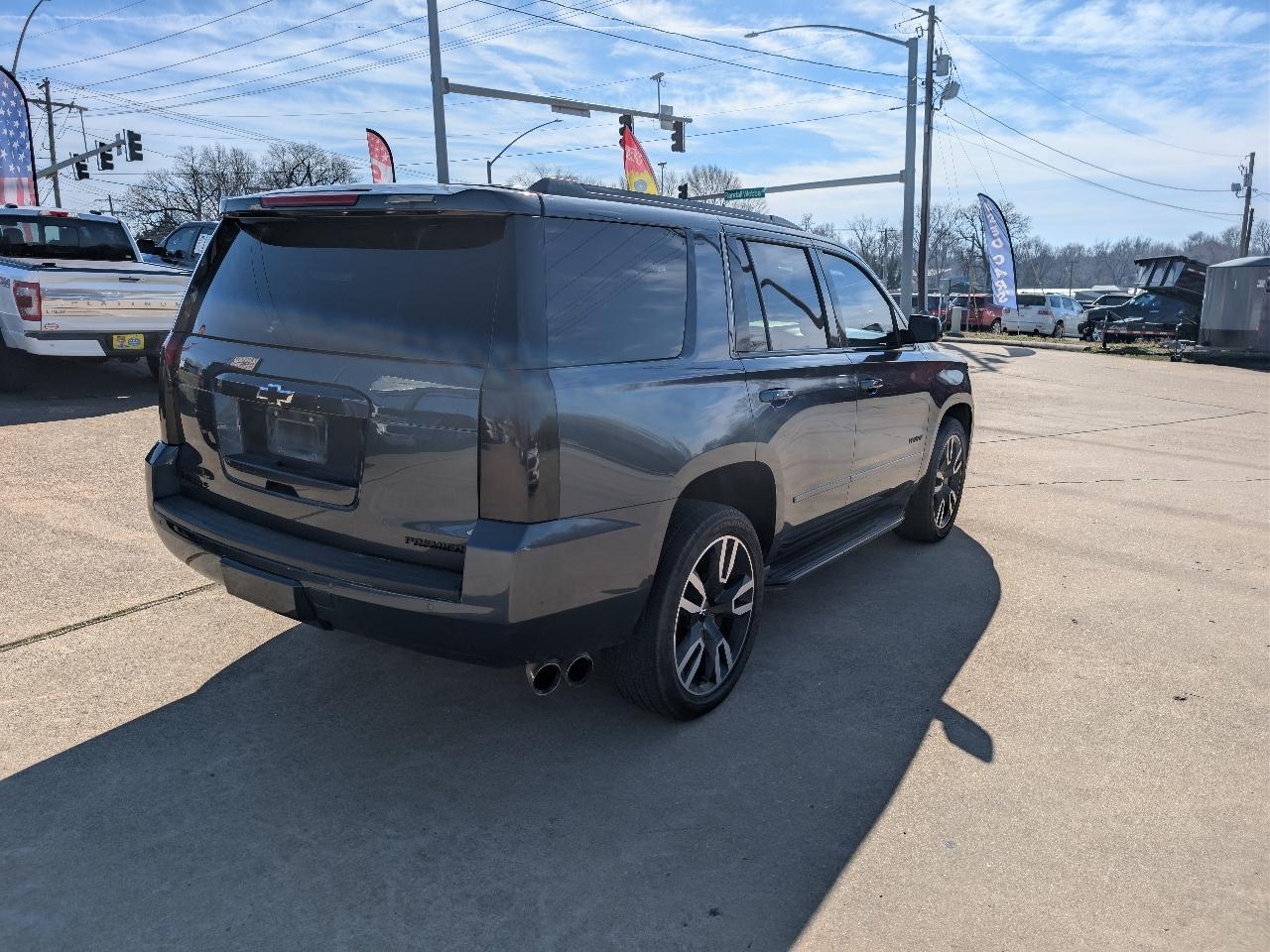 Chevrolet Tahoe 4WD 4dr Premier 2019
