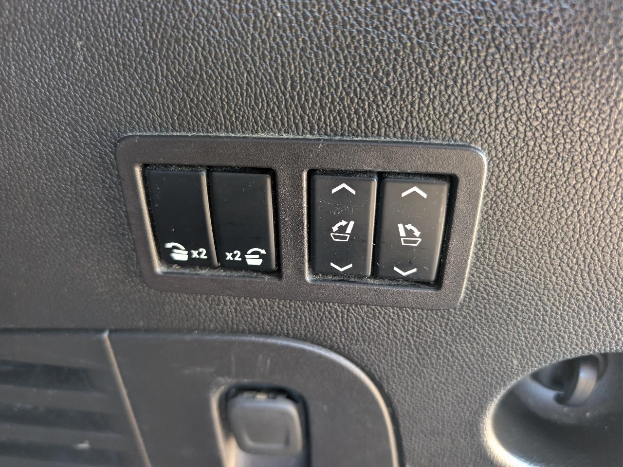 Chevrolet Tahoe 4WD 4dr Premier 2019