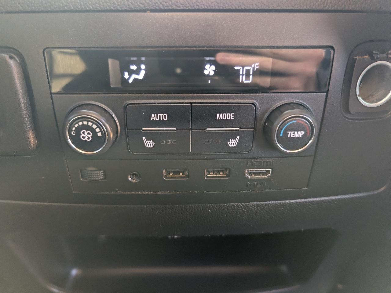 Chevrolet Tahoe 4WD 4dr Premier 2019