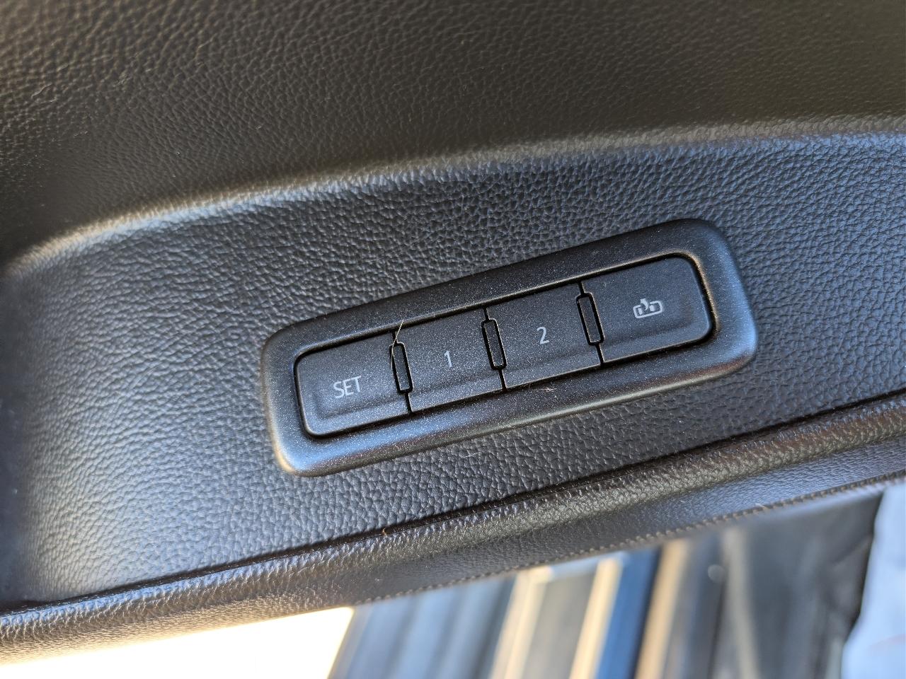 Chevrolet Tahoe 4WD 4dr Premier 2019