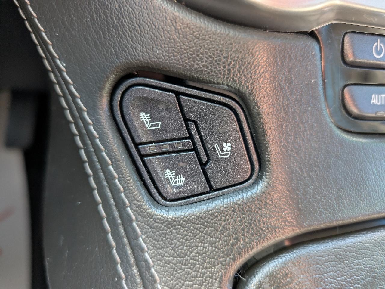 Chevrolet Tahoe 4WD 4dr Premier 2019