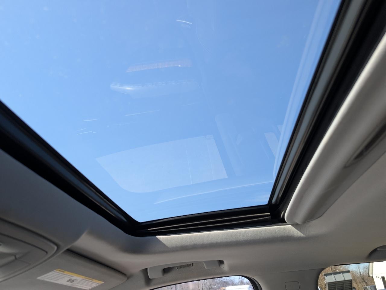 Chevrolet Tahoe 4WD 4dr Premier 2019