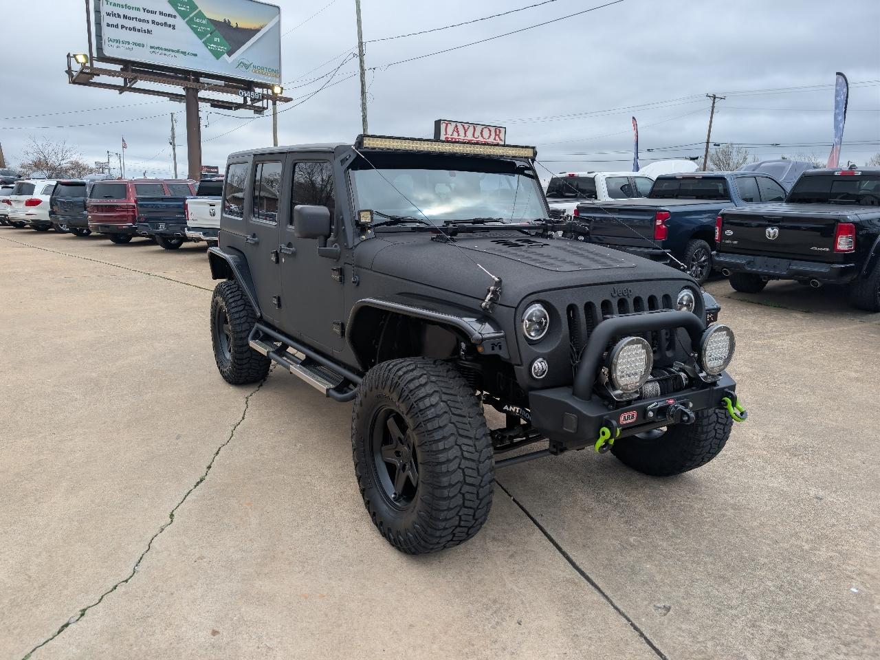 Jeep Wrangler Unlimited 4WD 4dr Rubicon 2012