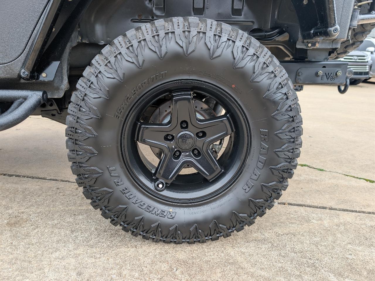 Jeep Wrangler Unlimited 4WD 4dr Rubicon 2012