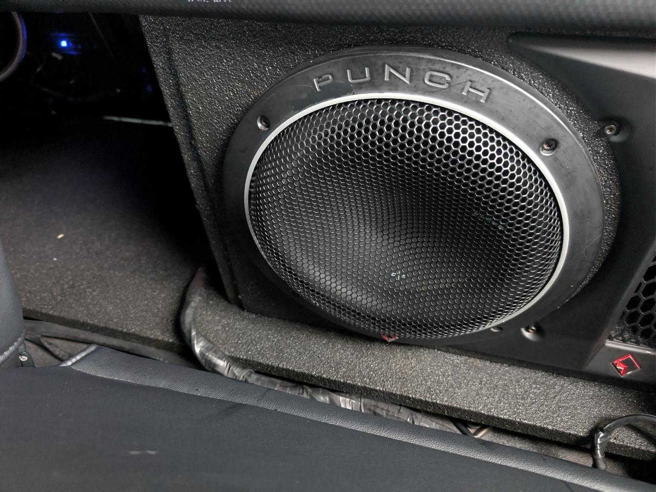 Jeep Wrangler Unlimited 4WD 4dr Rubicon 2012