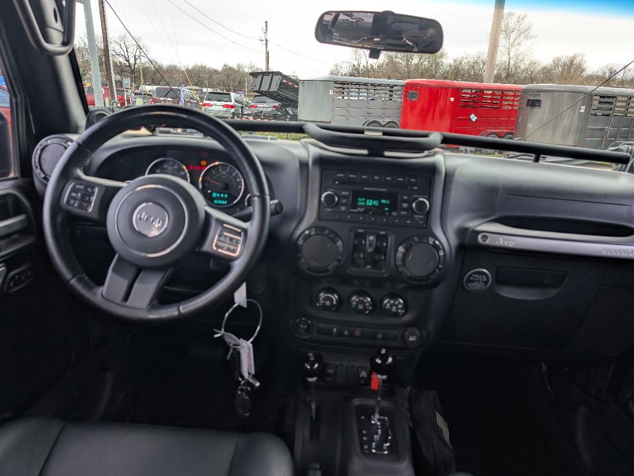 Jeep Wrangler Unlimited 4WD 4dr Rubicon 2012