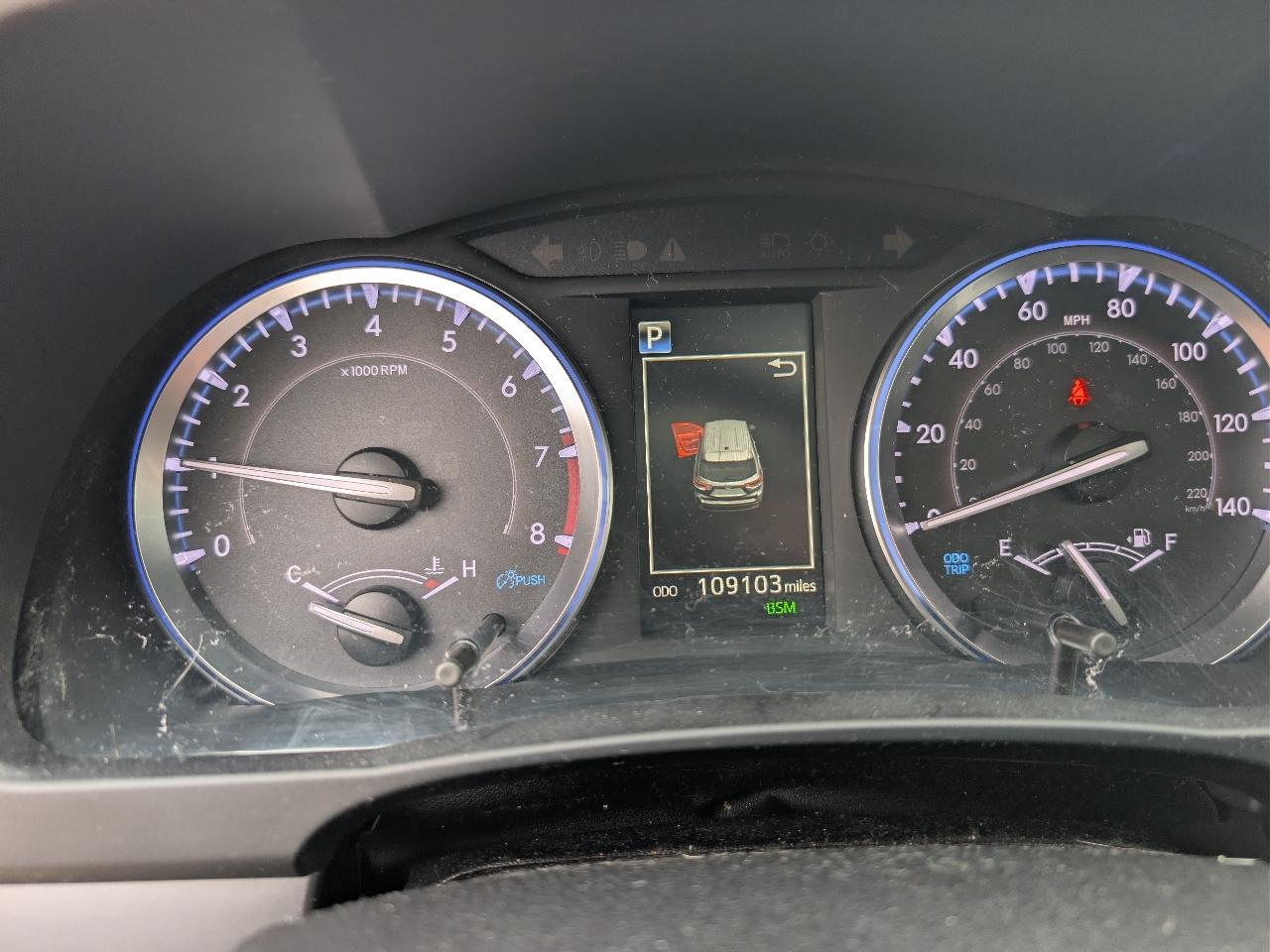 Toyota Highlander XLE AWD V6 2019