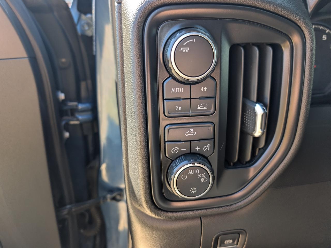 Chevrolet Silverado 1500 4WD Double Cab 147" Custom 2019