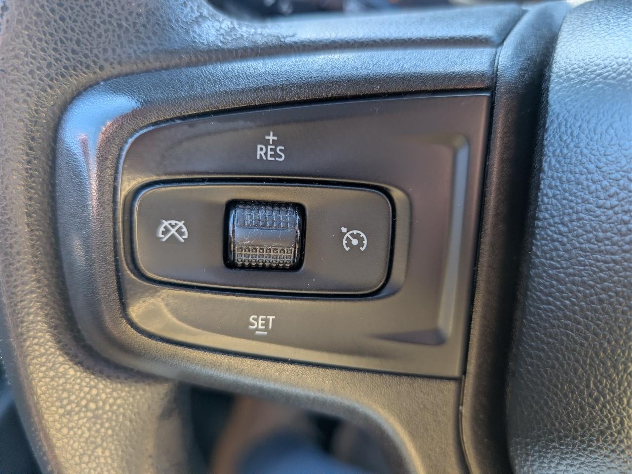 Chevrolet Silverado 1500 4WD Double Cab 147" Custom 2019