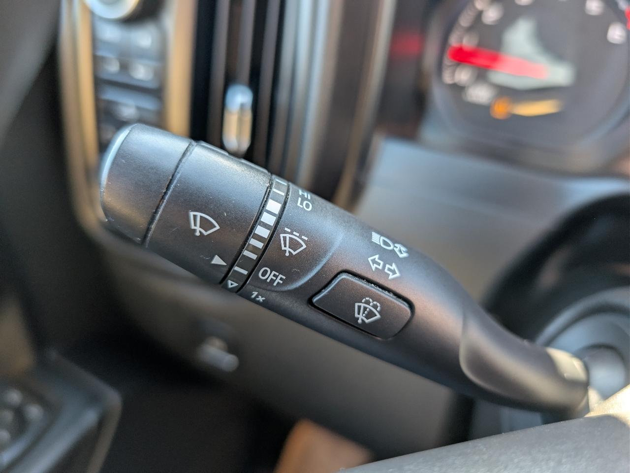 Chevrolet Silverado 1500 4WD Double Cab 147" Custom 2019