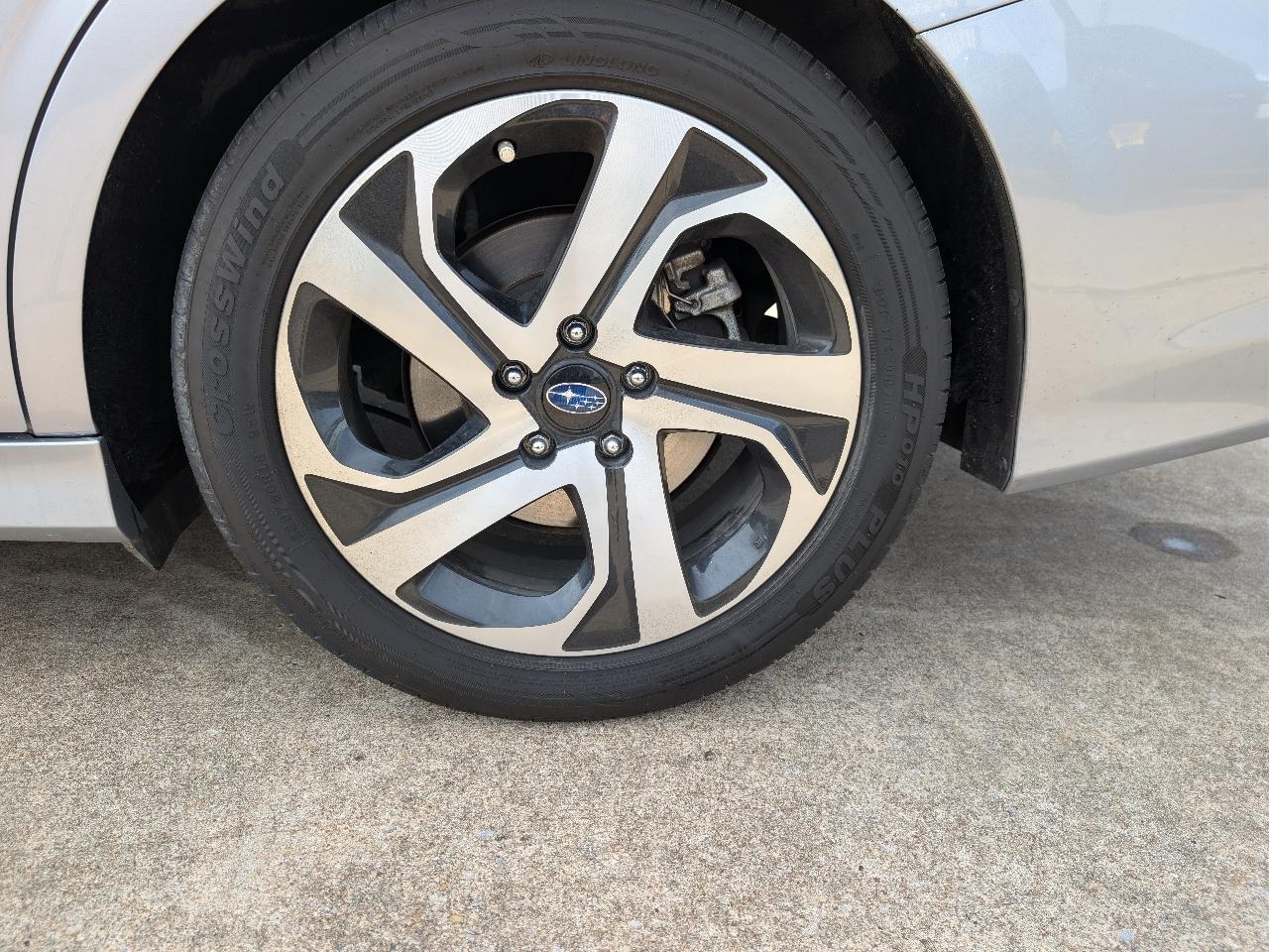 Subaru Legacy Limited CVT 2022