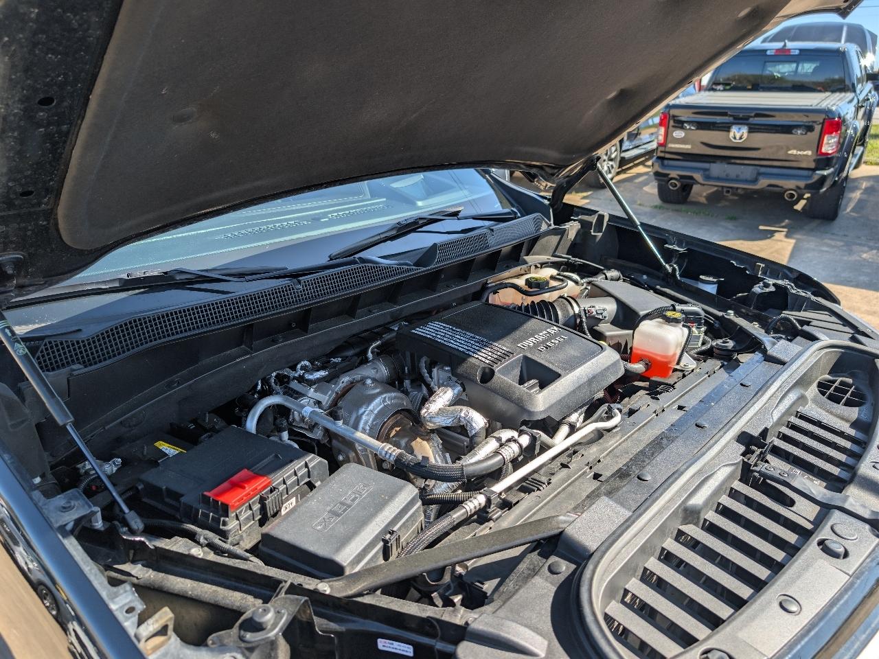 Chevrolet Silverado 1500 4WD Crew Cab 147" High Country 2022