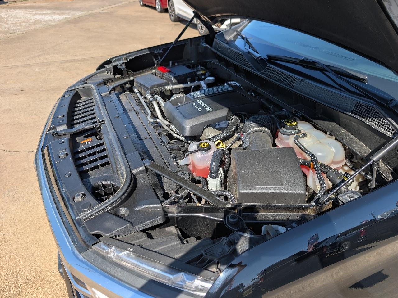 Chevrolet Silverado 1500 4WD Crew Cab 147" High Country 2022