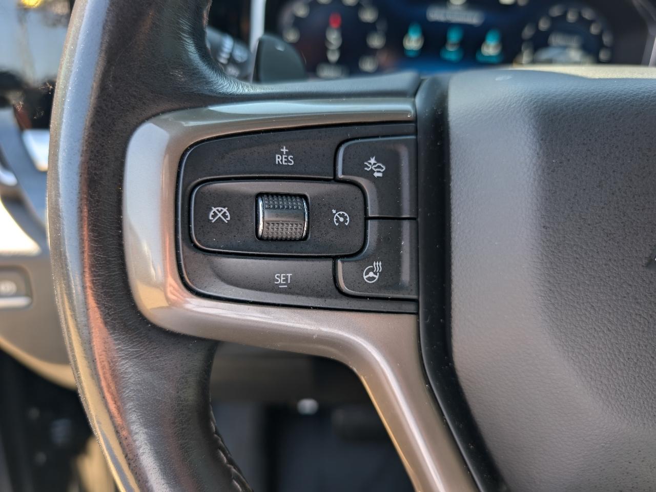 Chevrolet Silverado 1500 4WD Crew Cab 147" High Country 2022