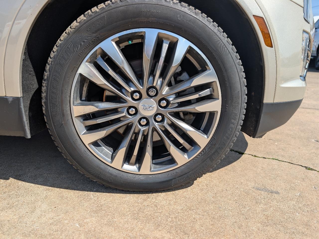 Cadillac XT5 AWD 4dr Premium Luxury 2017