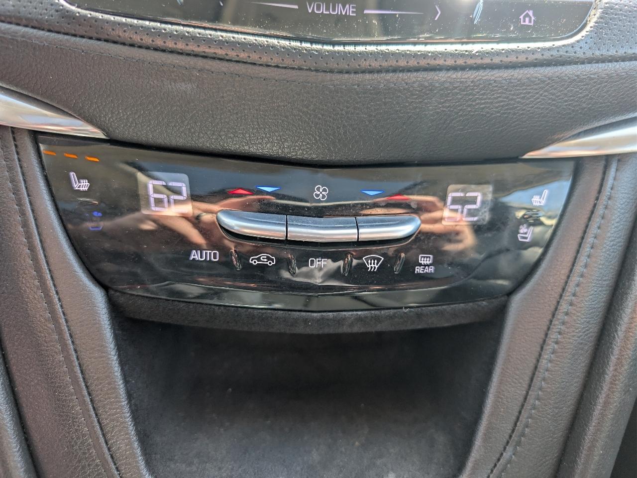 Cadillac XT5 AWD 4dr Premium Luxury 2017