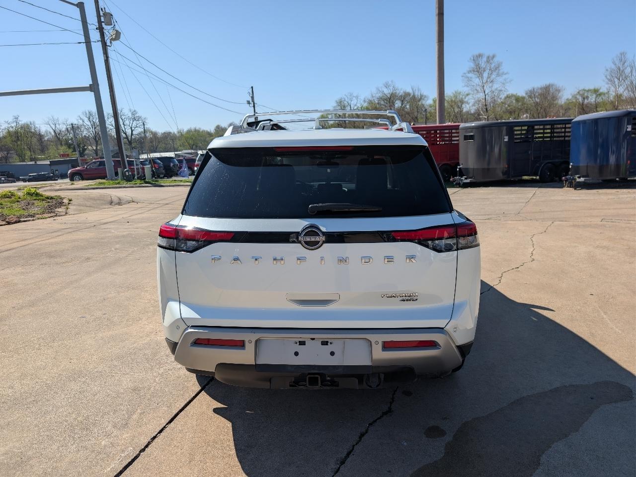 Nissan Pathfinder Platinum 4WD 2022