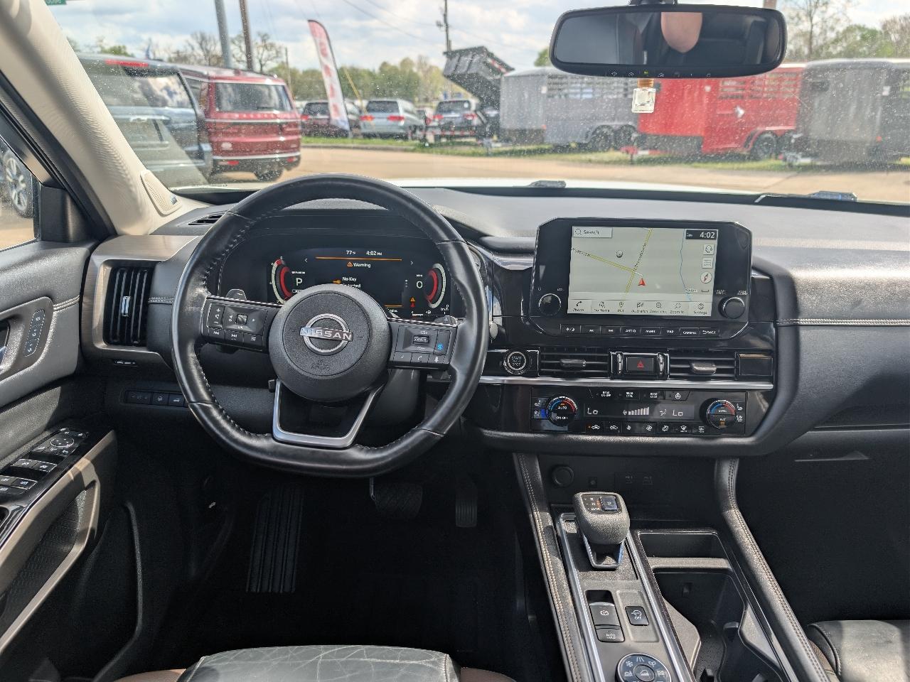 Nissan Pathfinder Platinum 4WD 2022