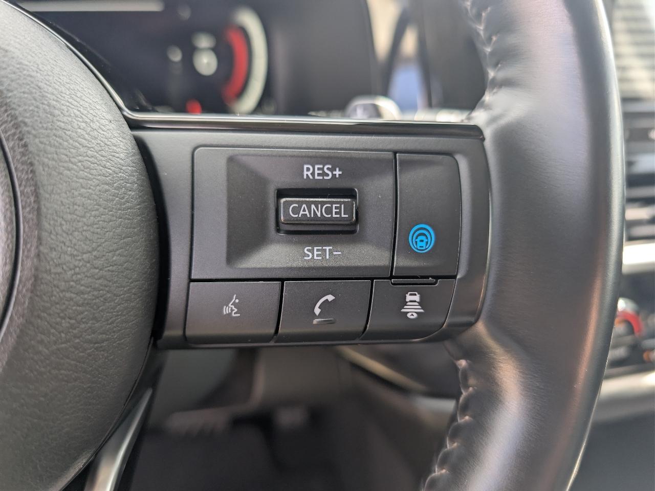 Nissan Pathfinder Platinum 4WD 2022