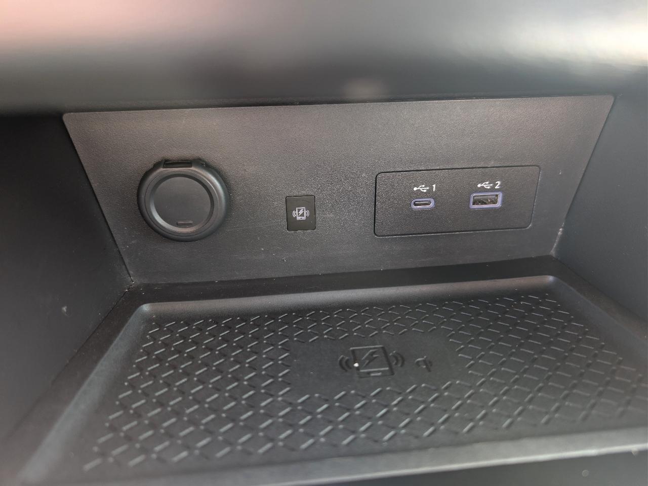 Nissan Pathfinder Platinum 4WD 2022