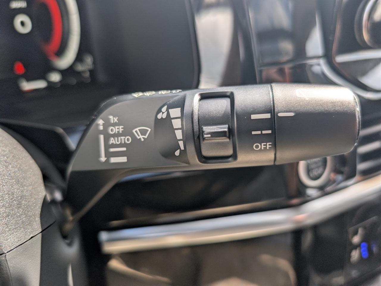 Nissan Pathfinder Platinum 4WD 2022