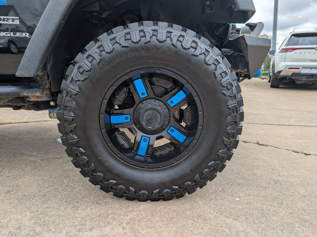 Jeep Wrangler 4WD 2dr Sport 2016