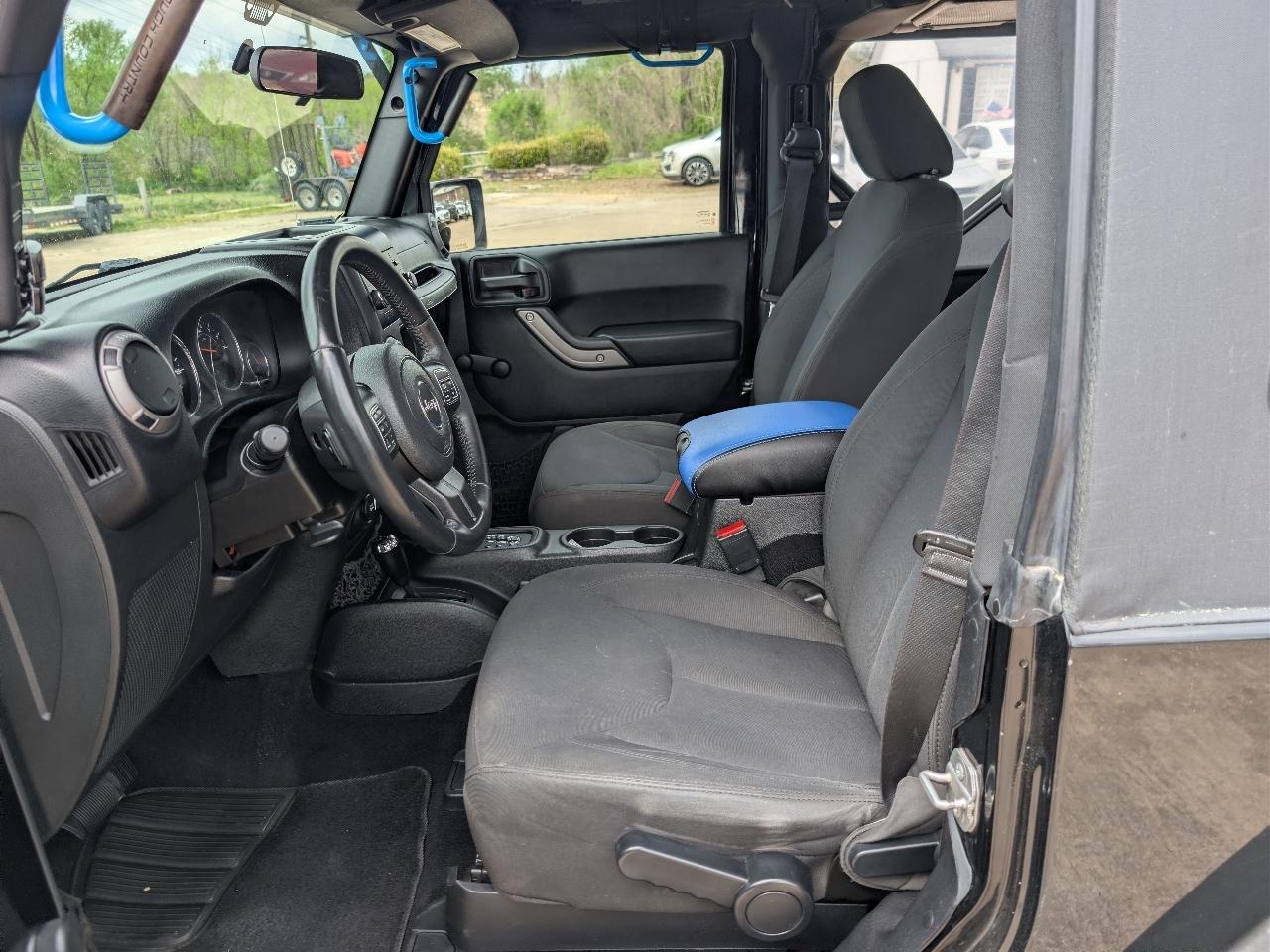 Jeep Wrangler 4WD 2dr Sport 2016