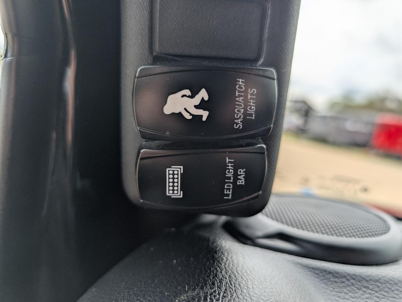 Jeep Wrangler 4WD 2dr Sport 2016