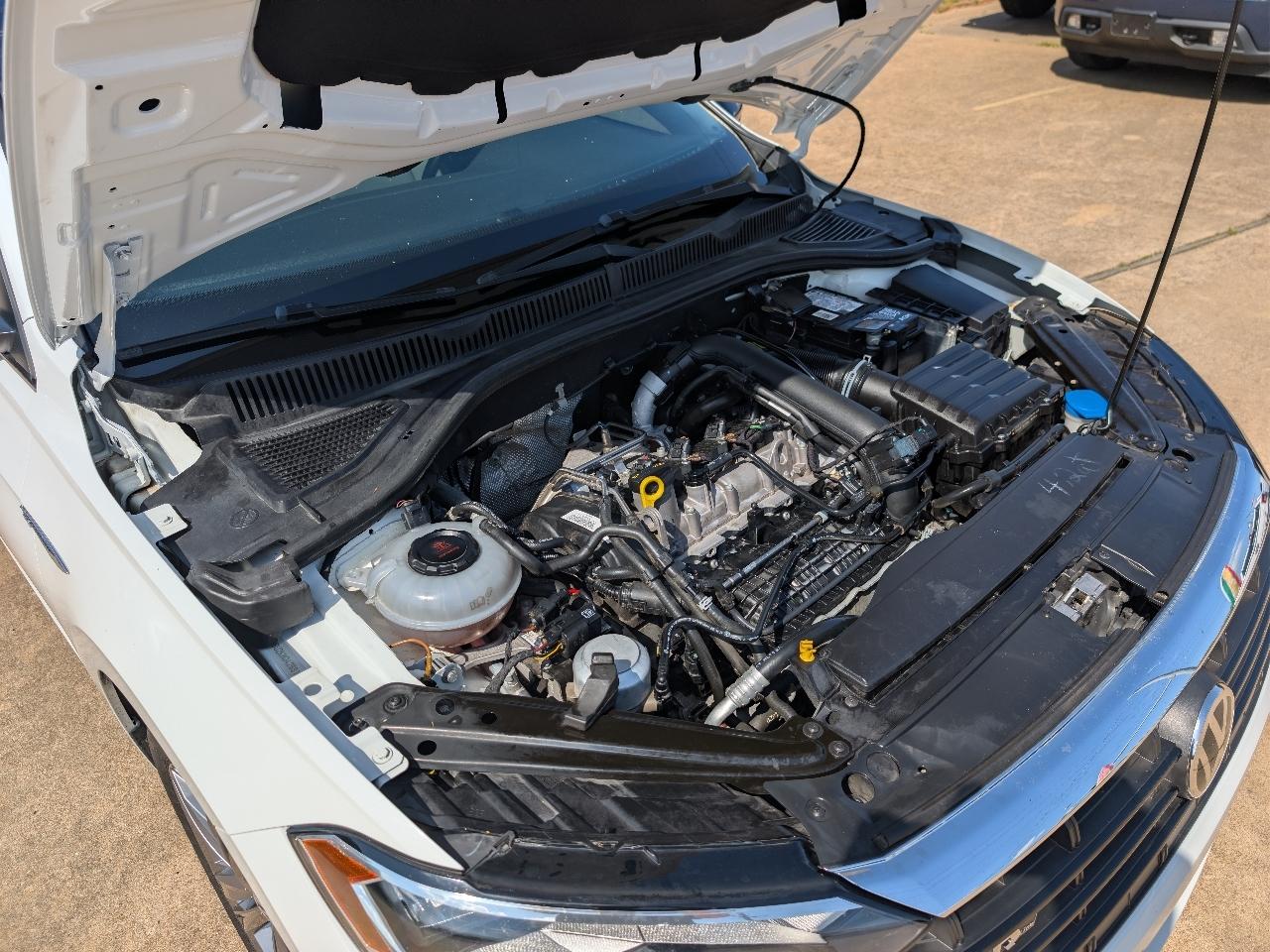 Volkswagen Jetta R-Line Auto 2019