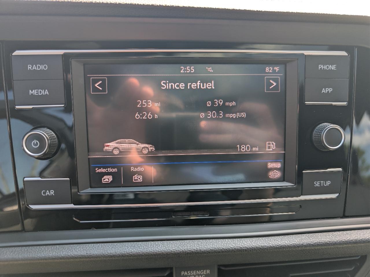 Volkswagen Jetta R-Line Auto 2019