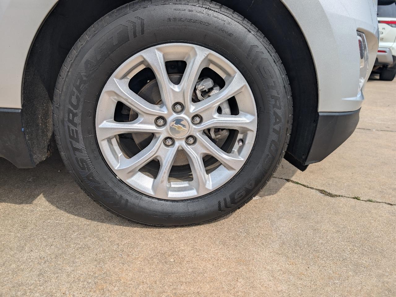 Chevrolet Equinox FWD 4dr LT w/1LT 2021