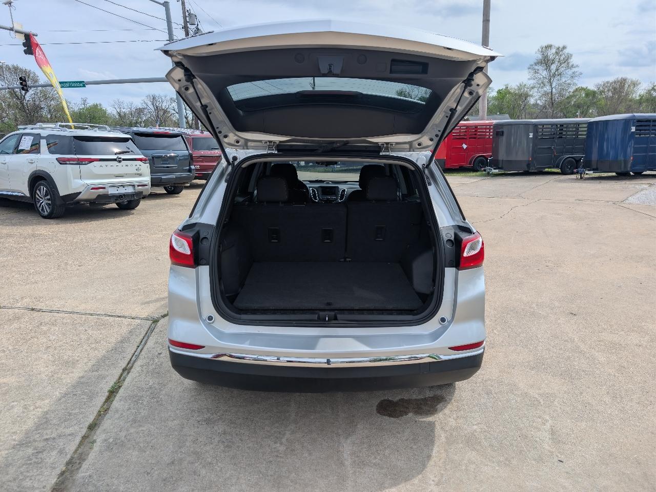 Chevrolet Equinox FWD 4dr LT w/1LT 2021