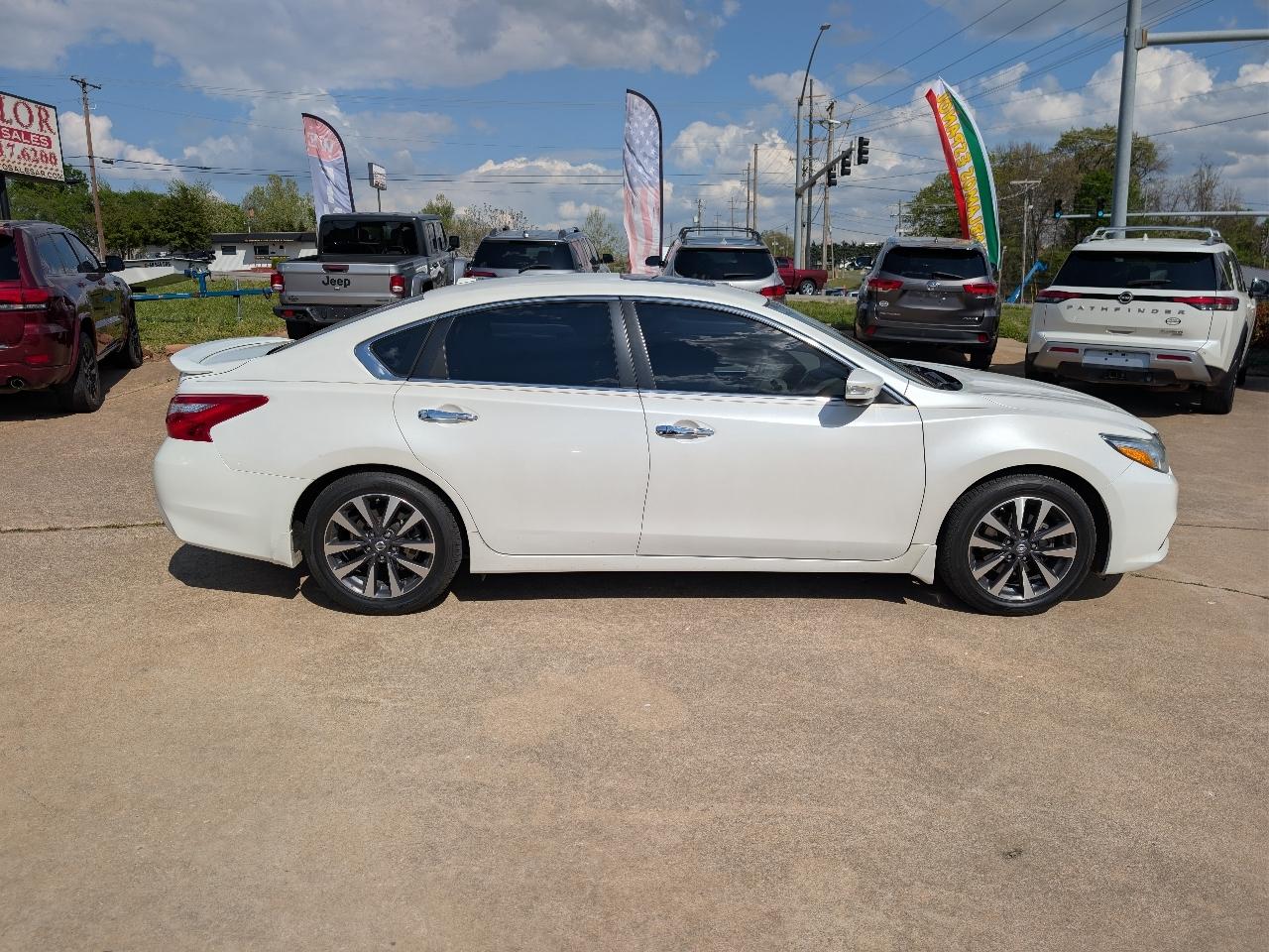 Nissan Altima 4dr Sdn I4 2.5 SL 2016