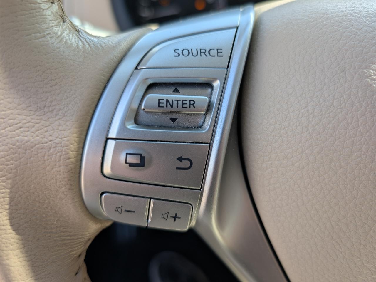 Nissan Altima 4dr Sdn I4 2.5 SL 2016