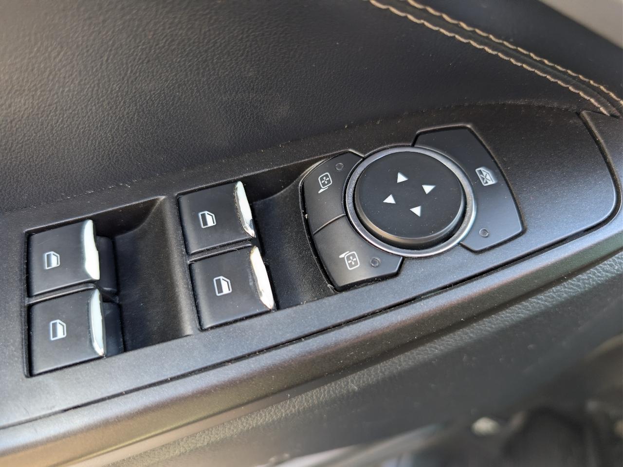 Ford Explorer XLT 4WD 2020