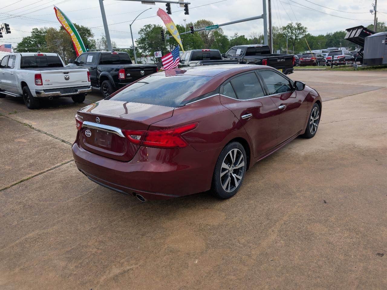 Nissan Maxima SV 3.5L *Ltd Avail* 2017