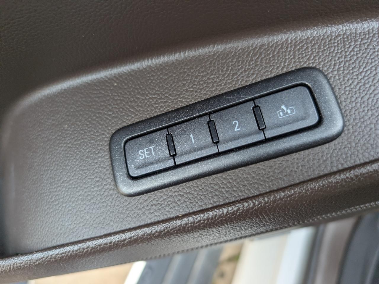 GMC Yukon 4WD 4dr Denali 2017