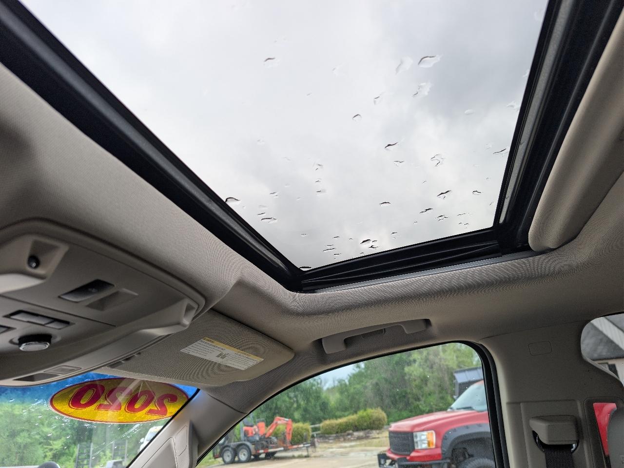 GMC Yukon 4WD 4dr Denali 2017