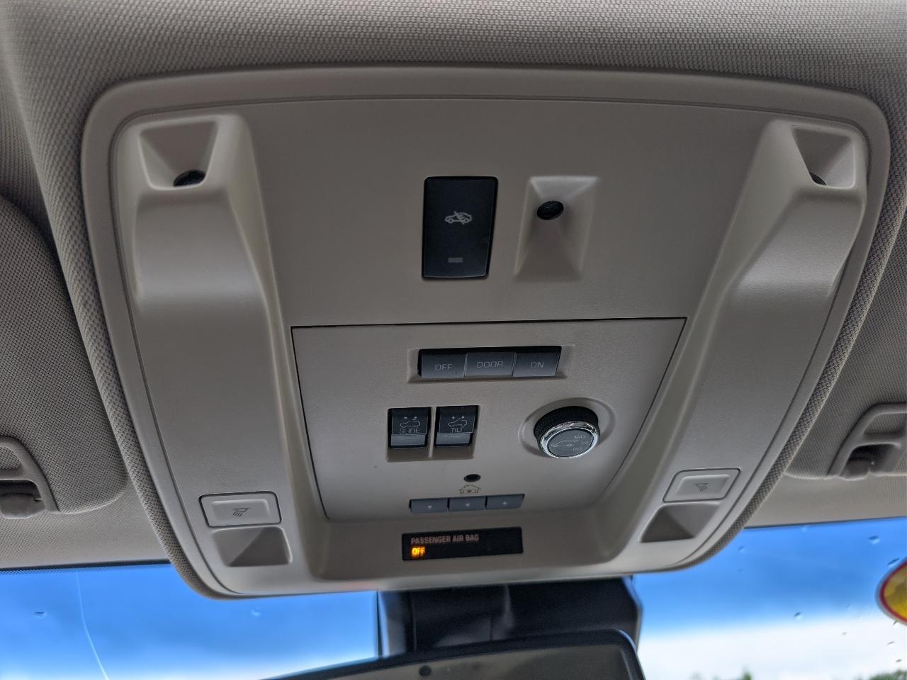 GMC Yukon 4WD 4dr Denali 2017