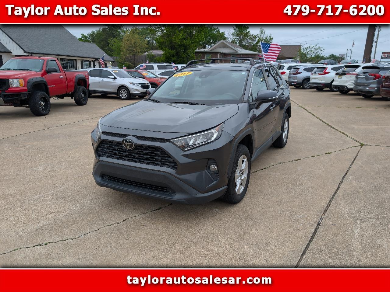 Toyota RAV4 XLE FWD (Natl) 2020