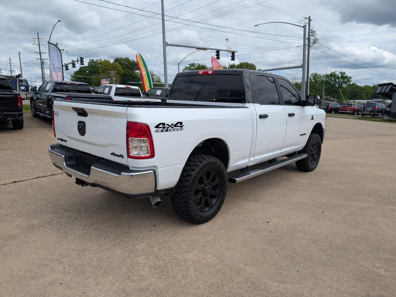 RAM 2500 Lone Star 4x4 Crew Cab 6'4" Box 2022
