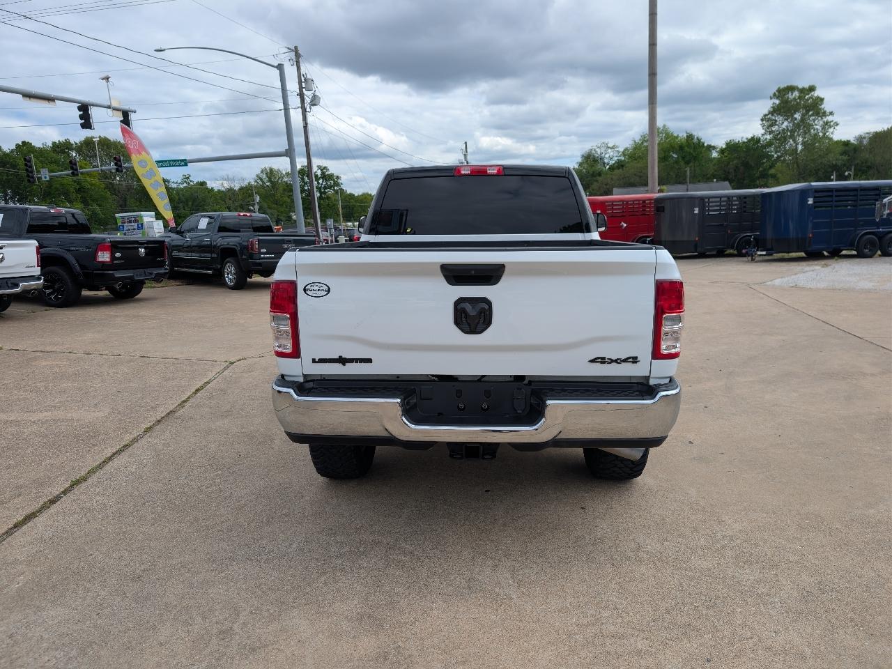 RAM 2500 Lone Star 4x4 Crew Cab 6'4" Box 2022